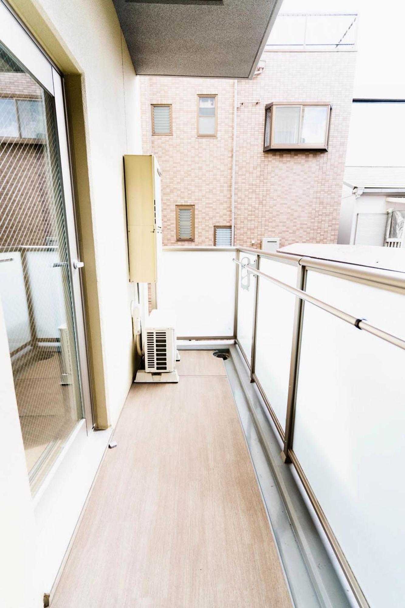 Shinkou House Ue Apartment Osaka Exterior photo