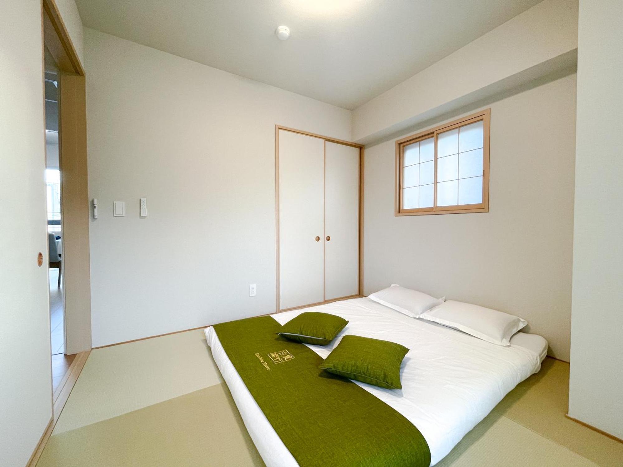 Shinkou House Ue Apartment Osaka Exterior photo