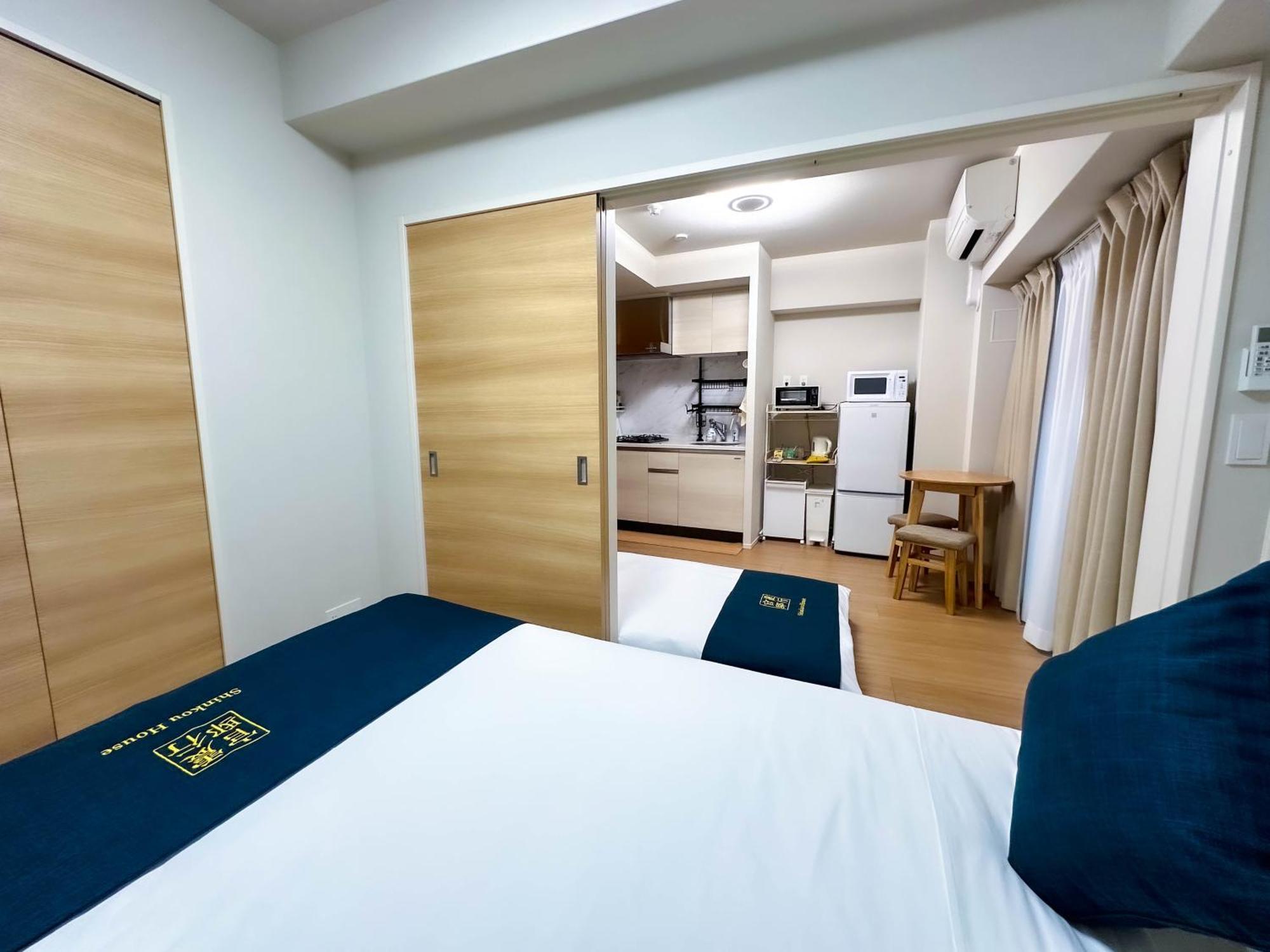 Shinkou House Ue Apartment Osaka Exterior photo